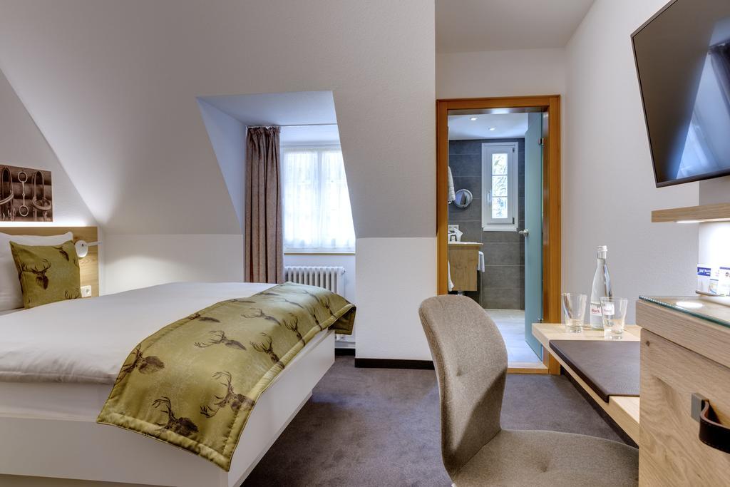 Hotel Hofgut Sternen - Wohnen In Kunst Und Kultur Брайтнау Экстерьер фото